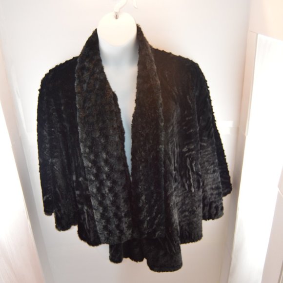 Black Textured Velvet Cape - Picture 1 of 8